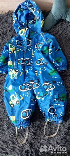 Комбинезон демисезонный 74