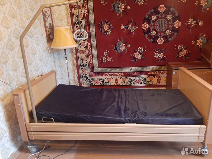 Кровать (кушетка) электрическая Med-Mos YG-1