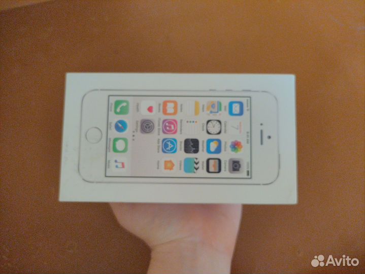 Коробка от iPhone 5s