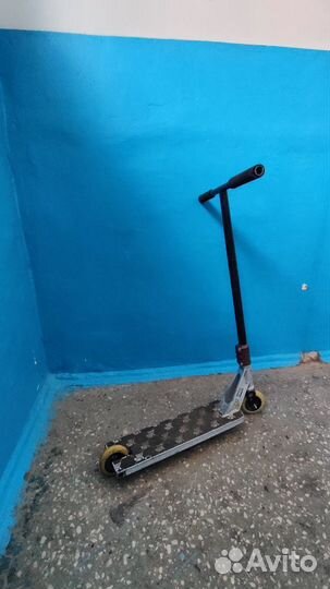 Трюковой самокат