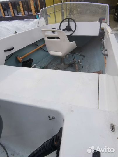 Продам лодку с мотором