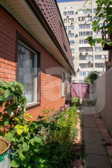 Дом 95 м² на участке 3 сот.