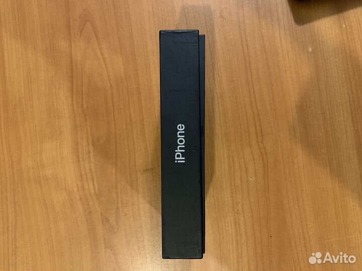 Коробка от iPhone 11 pro max