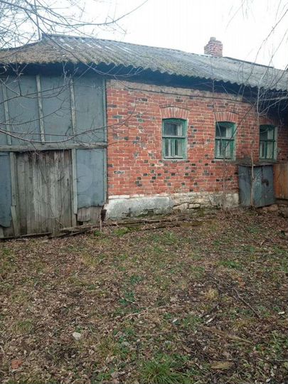 Дом 35 м² на участке 10 сот.