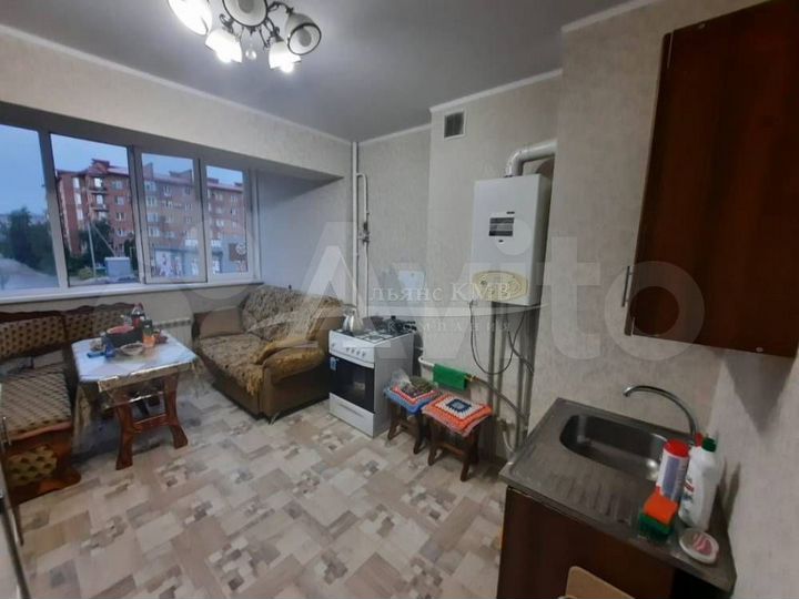 2-к. квартира, 66,5 м², 1/8 эт.