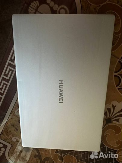 Huawei matebook d15