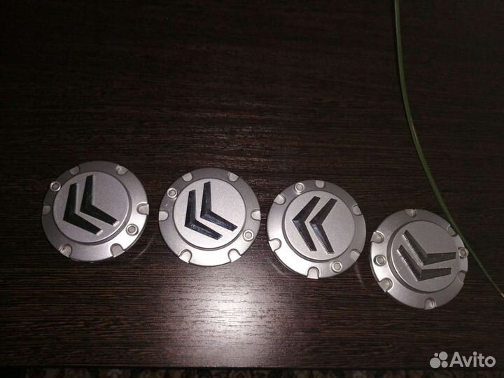 Заглушки на литые диски