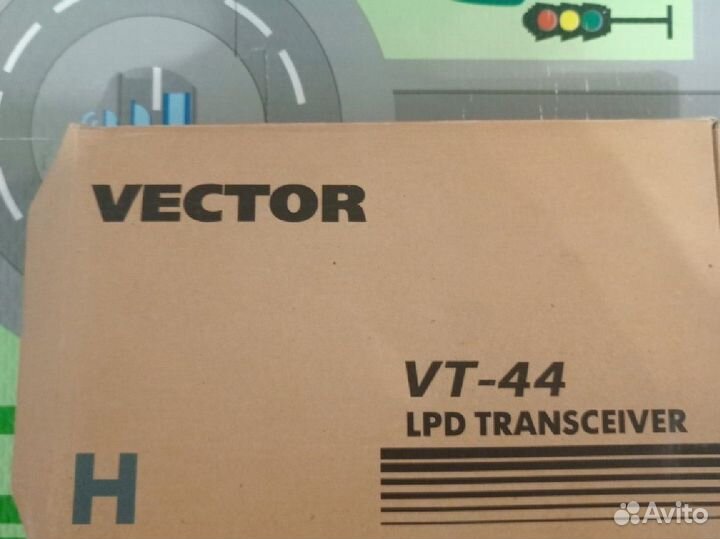 Рация vector vt 44
