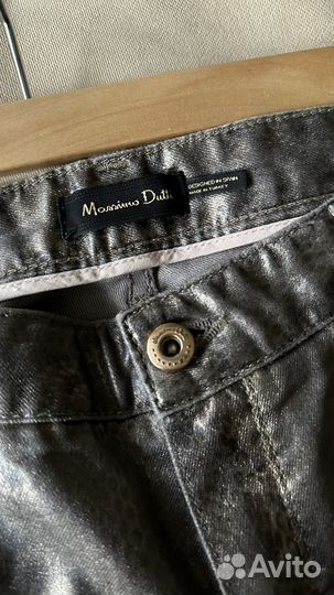 Джинсы Massimo Dutti со змеиным принтом 44-46