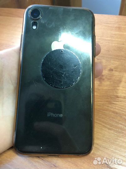 Телефон iPhone хр 128 гб