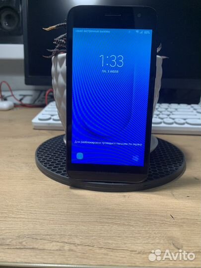Телефон samsung j2 core 2020