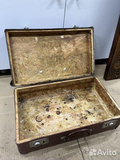 Чемодан времен СССР