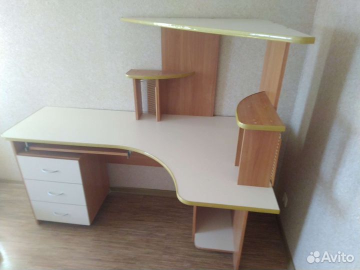 Компьютерный стол бу