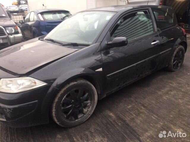 Разбор на запчасти Renault Megane 2