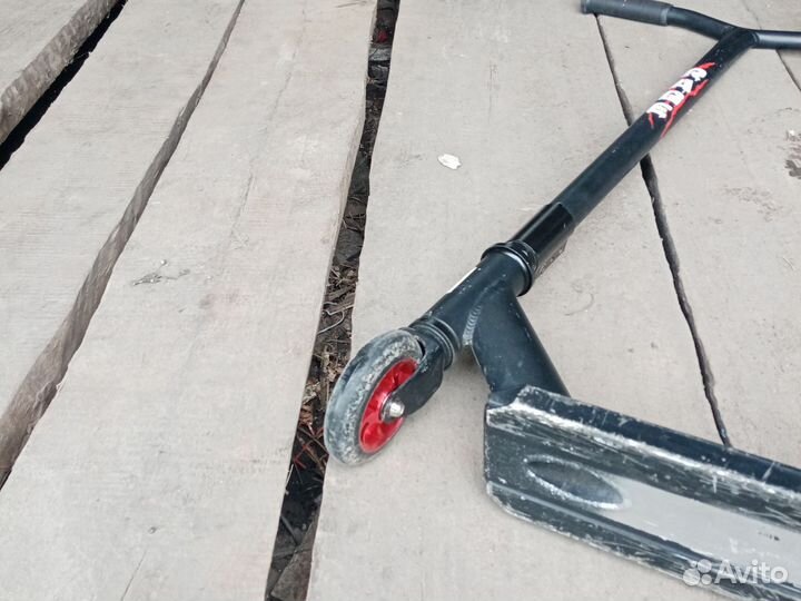 Трюковой самокат