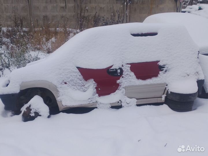Авторазборка Ухта Дежнева 42