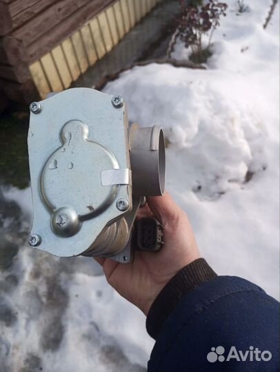 Дроссельная заслонка ваз