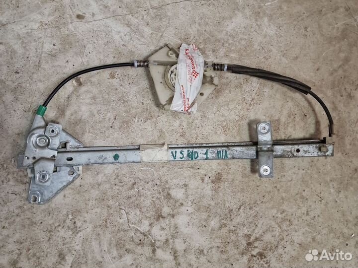 Стеклоподъемник передний Volvo S40 I