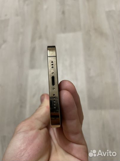 Телефон iPhone 13 про