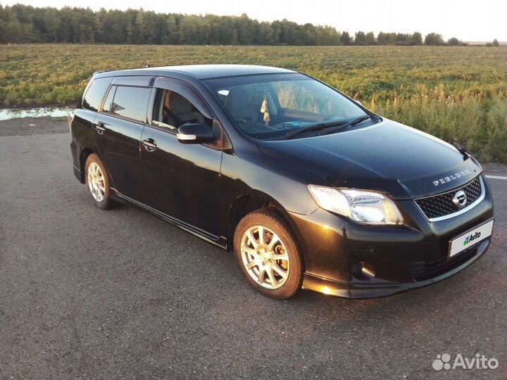 Toyota Corolla Fielder 1.5 CVT, 2011, 180 000 км