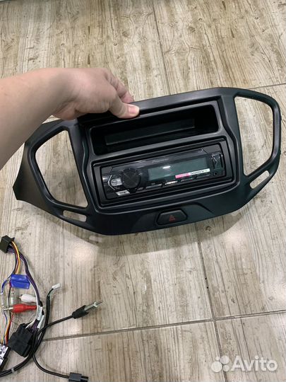Автомагнитола