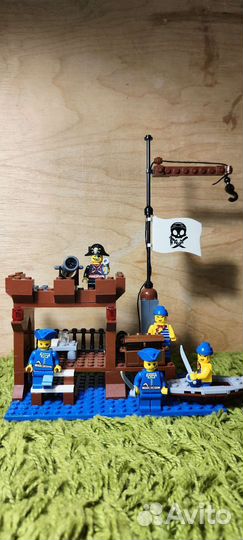Lego пираты