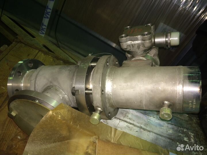 Клапан отсечной с пневмоприводом Р 96263.Ду70.Рр28