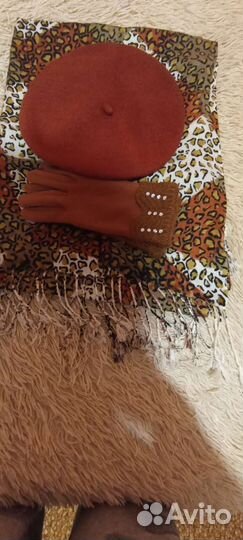 Комплект берет, шарф, перчатки