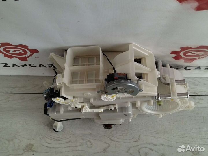 Lexus LX570 печка задняя