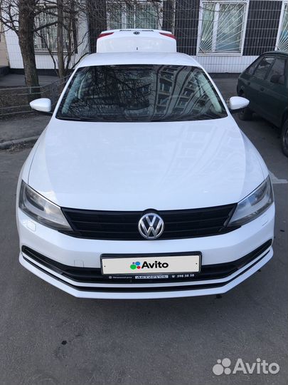 Volkswagen Jetta 1.6 AT, 2015, 290 000 км