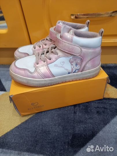 Кроссовки для девочки blessbox