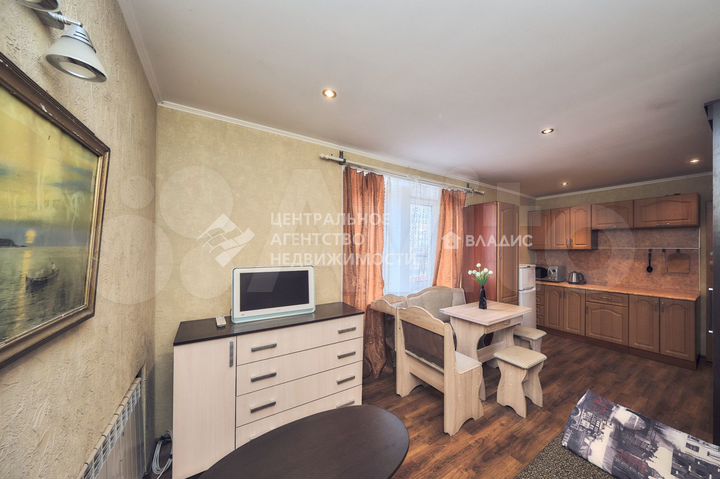 Комната 18 м² в 6-к., 2/5 эт.