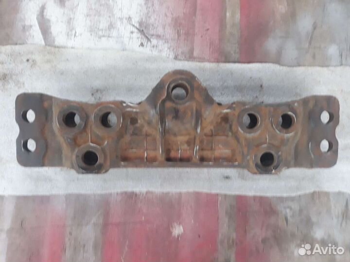 Прицепная скоба с серьгой мтз