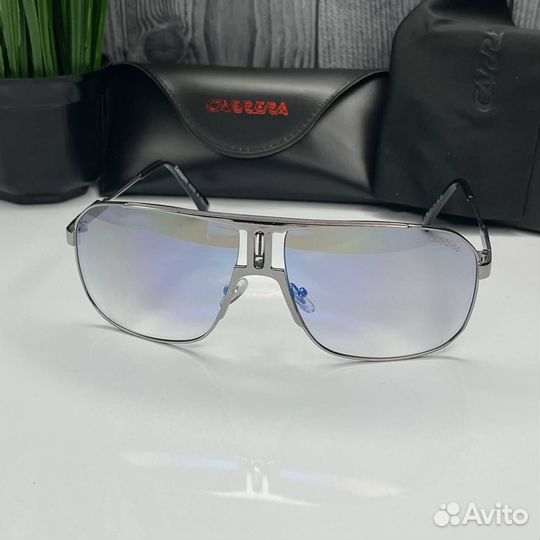 Солнцезащитные очки мужские carrera