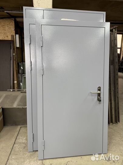 Двери противопожарные/технические новые