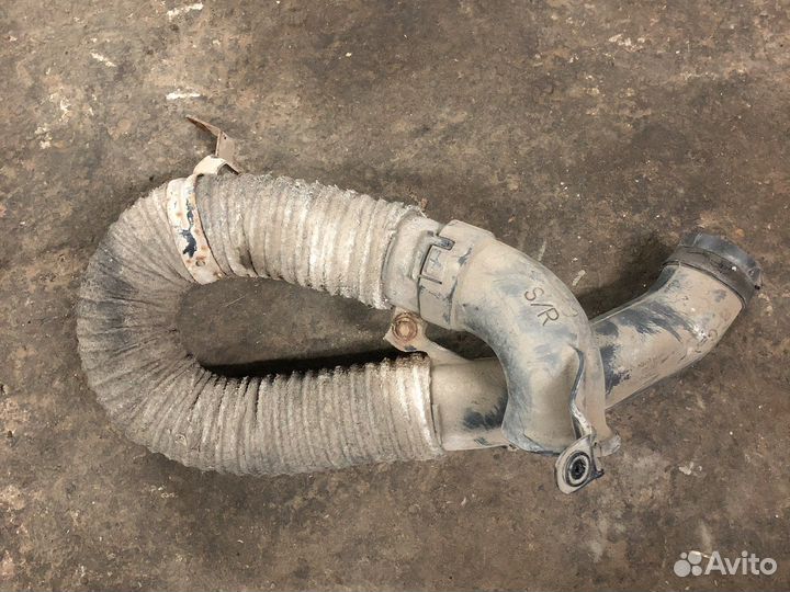 Toyota corolla 150 патрубок