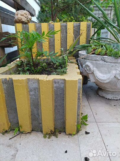 Кашпо для цветов уличное