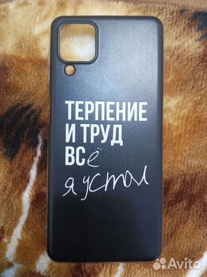 Телефон Самсунг м12