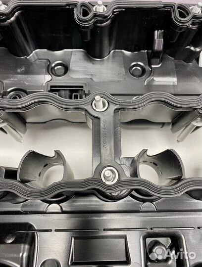 Клапанная крышка BMW 11127565284 1-Series N54B30