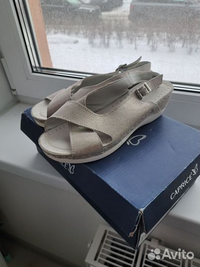 Босоножки натуральная кожа 38 размер