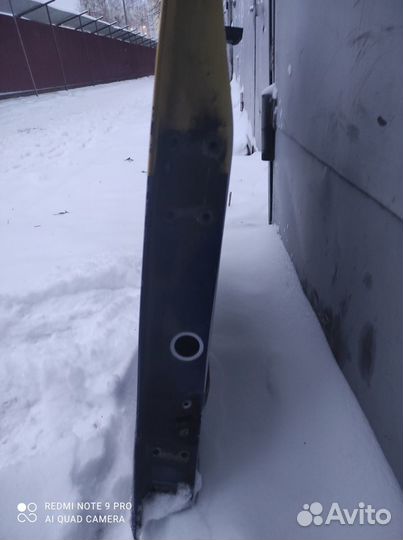 Дверь голая правая для Hino Reneger