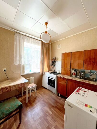 2-к. квартира, 43 м², 3/5 эт.