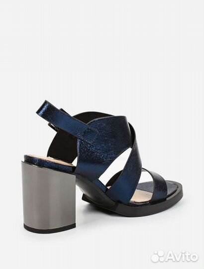 Босоножки Mascotte