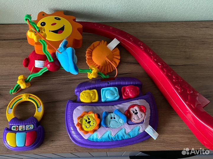 Детский мобиль в кроватку