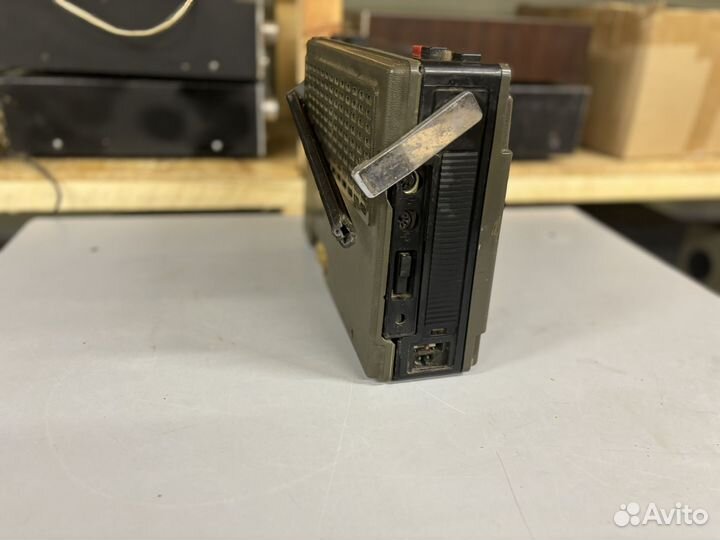 Кассетный магнитофон