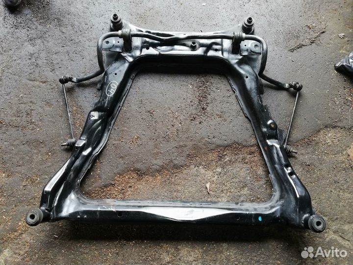 Подрамник двигателя ниссан х-трейл т 31 MR20