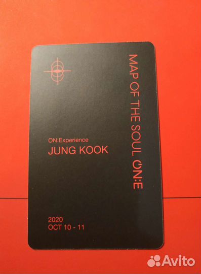 Карточка Чонгука и DVD-диски BTS mots ON:E