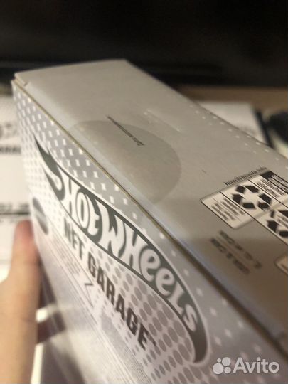 Hot wheels nft acura nsx 1 из 2000