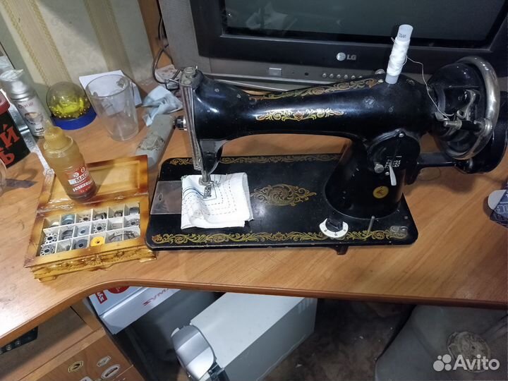 Швейная машина