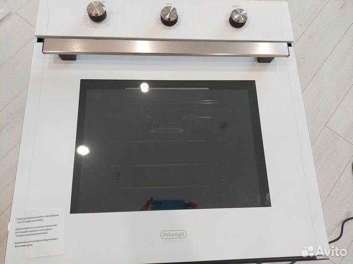 Духовой шкаф газовый Delonghi SGB 4 RUS